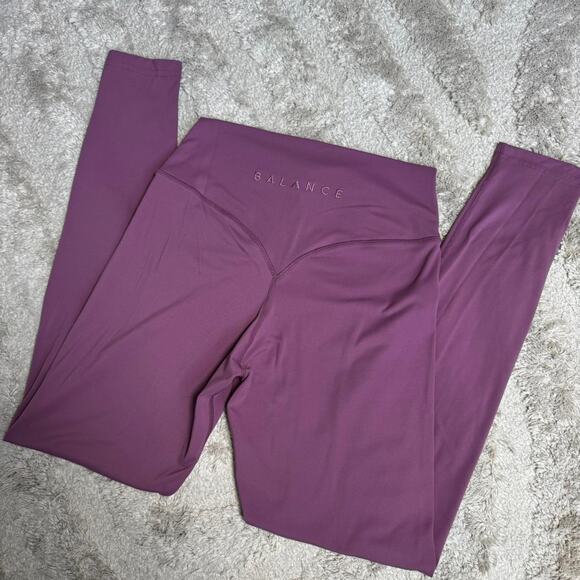 Vitality Balance Athletica Ascend Legging - Picture 2 of 5